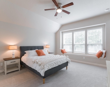198 Hearthshire Circle - Photo Thumbnail 35