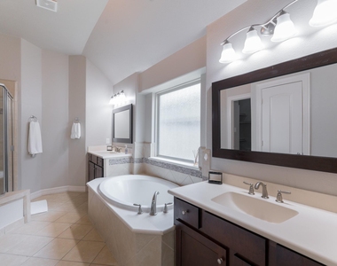 198 Hearthshire Circle - Photo Thumbnail 36