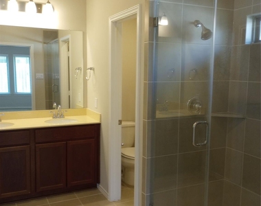31053 Regal Elm Lane - Photo Thumbnail 17