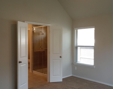 31053 Regal Elm Lane - Photo Thumbnail 16