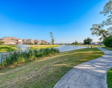 31053 Regal Elm Lane - Photo Thumbnail 5
