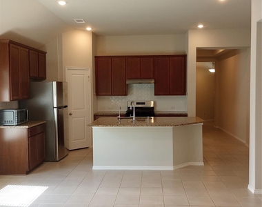 31053 Regal Elm Lane - Photo Thumbnail 11