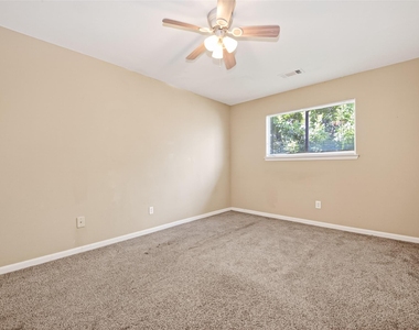 15515 Waldron Circle - Photo Thumbnail 28