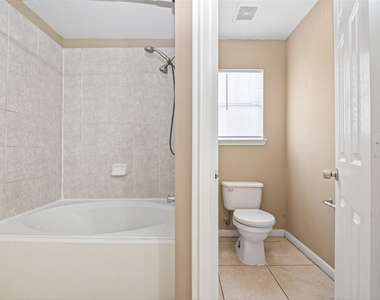 15515 Waldron Circle - Photo Thumbnail 20