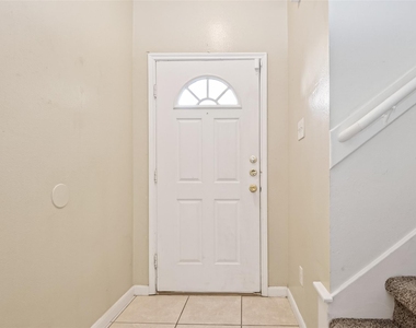15515 Waldron Circle - Photo Thumbnail 3