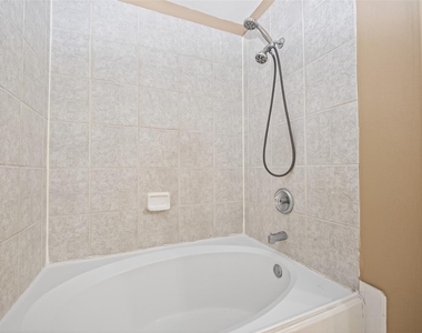 15515 Waldron Circle - Photo Thumbnail 19