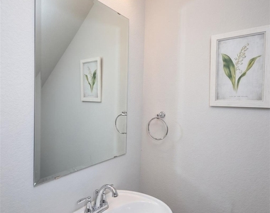 4207 Ana Ridge Lane - Photo Thumbnail 11