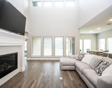 4207 Ana Ridge Lane - Photo Thumbnail 5