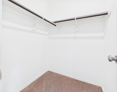1300 Winding Willow Drive - Photo Thumbnail 11