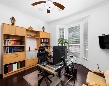 903 Lake Grayson Drive - Photo Thumbnail 10