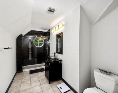 903 Lake Grayson Drive - Photo Thumbnail 38