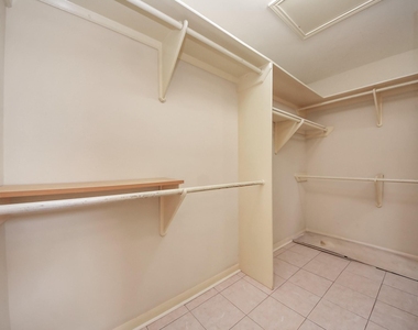 16710 Colony Terrace Drive - Photo Thumbnail 26
