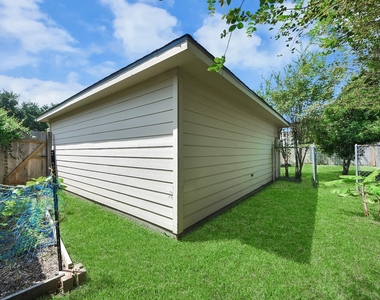16710 Colony Terrace Drive - Photo Thumbnail 43