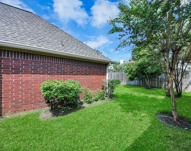 16710 Colony Terrace Drive - Photo Thumbnail 41