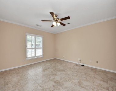 16710 Colony Terrace Drive - Photo Thumbnail 10