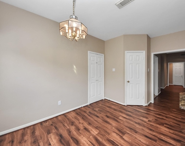 16710 Colony Terrace Drive - Photo Thumbnail 22
