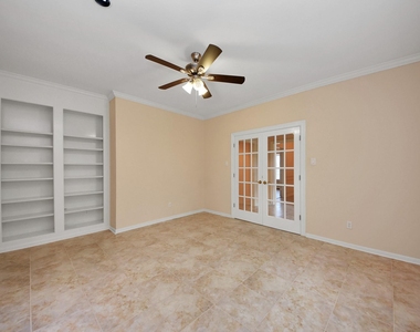 16710 Colony Terrace Drive - Photo Thumbnail 9