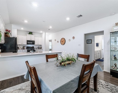 18419 Cobalt Cove Ln - Photo Thumbnail 7