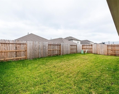 18419 Cobalt Cove Ln - Photo Thumbnail 34