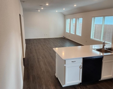 18419 Cobalt Cove Ln - Photo Thumbnail 21