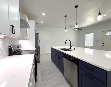 6708 Conley Street - Photo Thumbnail 8