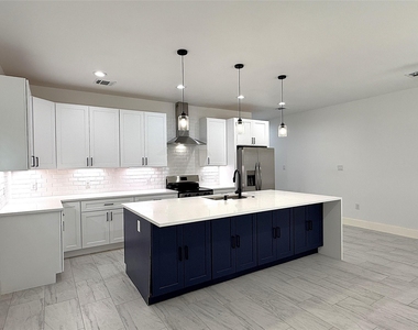 6708 Conley Street - Photo Thumbnail 5