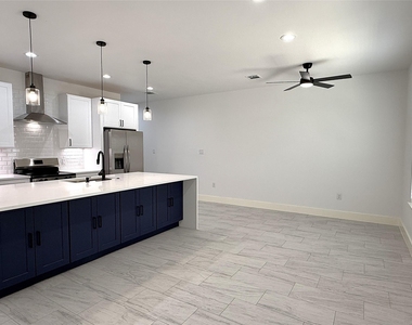 6708 Conley Street - Photo Thumbnail 4