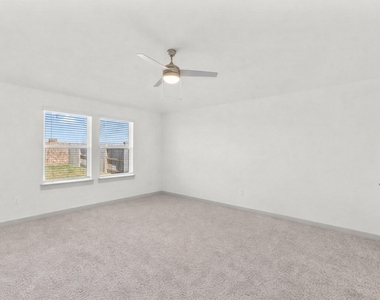 13513 Bonita Island Way - Photo Thumbnail 3