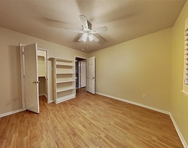 2114 Winding Hollow Drive - Photo Thumbnail 14