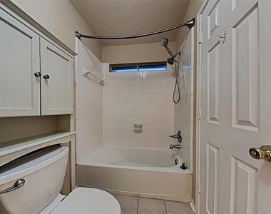 2114 Winding Hollow Drive - Photo Thumbnail 19