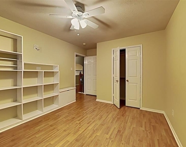 2114 Winding Hollow Drive - Photo Thumbnail 13