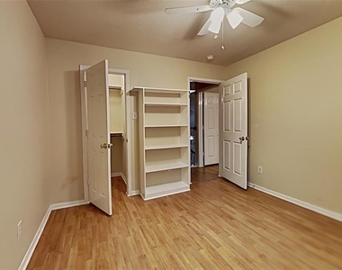 2114 Winding Hollow Drive - Photo Thumbnail 15