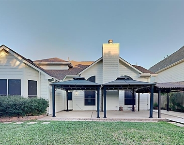 2114 Winding Hollow Drive - Photo Thumbnail 23
