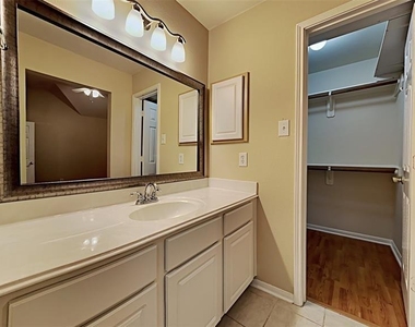 2114 Winding Hollow Drive - Photo Thumbnail 20