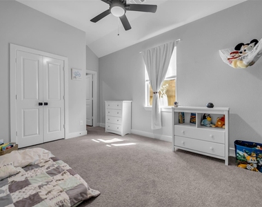 2502 Ocean Key Drive - Photo Thumbnail 18