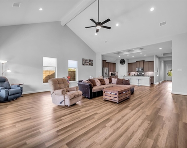 2502 Ocean Key Drive - Photo Thumbnail 10