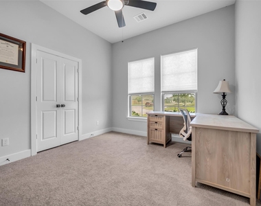 2502 Ocean Key Drive - Photo Thumbnail 15