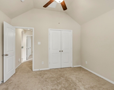 24142 Auburn Woods Court - Photo Thumbnail 17