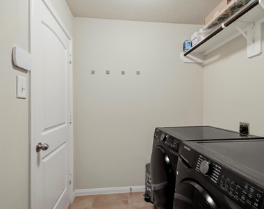 24142 Auburn Woods Court - Photo Thumbnail 10