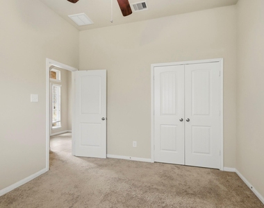 24142 Auburn Woods Court - Photo Thumbnail 14