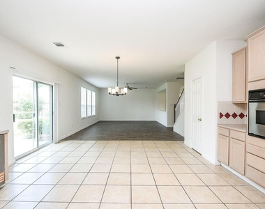 21610 Woodoak Court - Photo Thumbnail 12