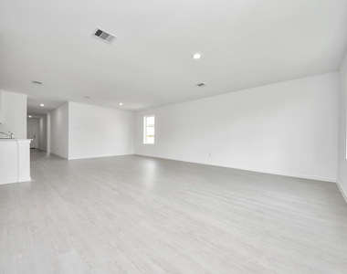 28814 Golden Wheat Court - Photo Thumbnail 10