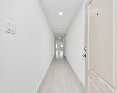 28814 Golden Wheat Court - Photo Thumbnail 7