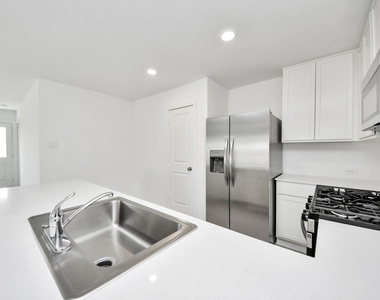 28814 Golden Wheat Court - Photo Thumbnail 17
