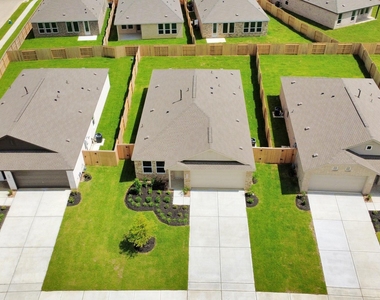 28814 Golden Wheat Court - Photo Thumbnail 36