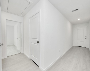 28814 Golden Wheat Court - Photo Thumbnail 23