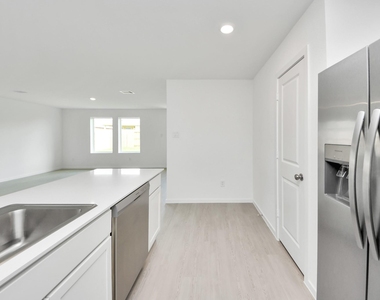 28814 Golden Wheat Court - Photo Thumbnail 16