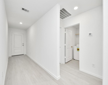 28814 Golden Wheat Court - Photo Thumbnail 21