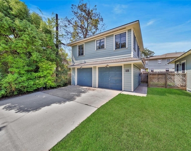 216 1/2 Munford Street - Photo Thumbnail 1