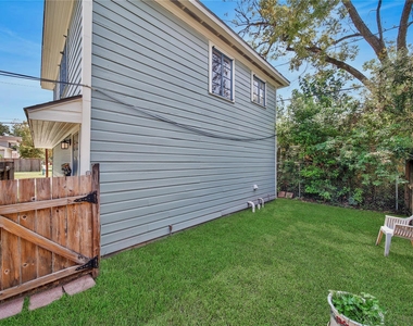 216 1/2 Munford Street - Photo Thumbnail 3